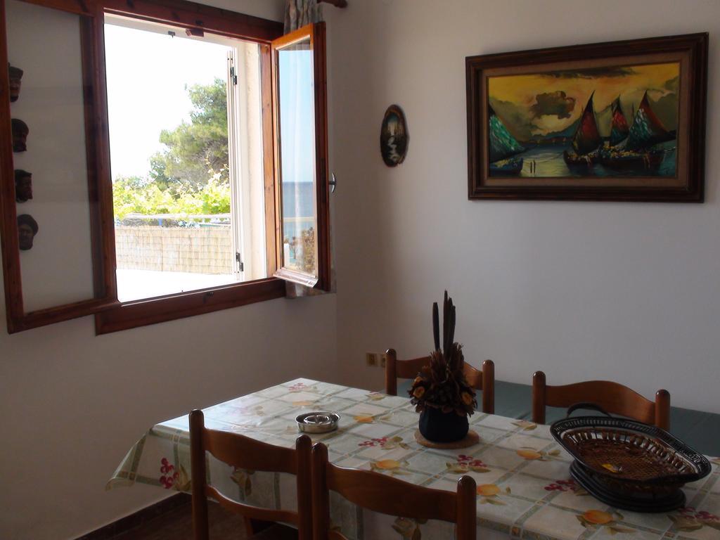 Constantinos Apartments لاسي المظهر الخارجي الصورة
